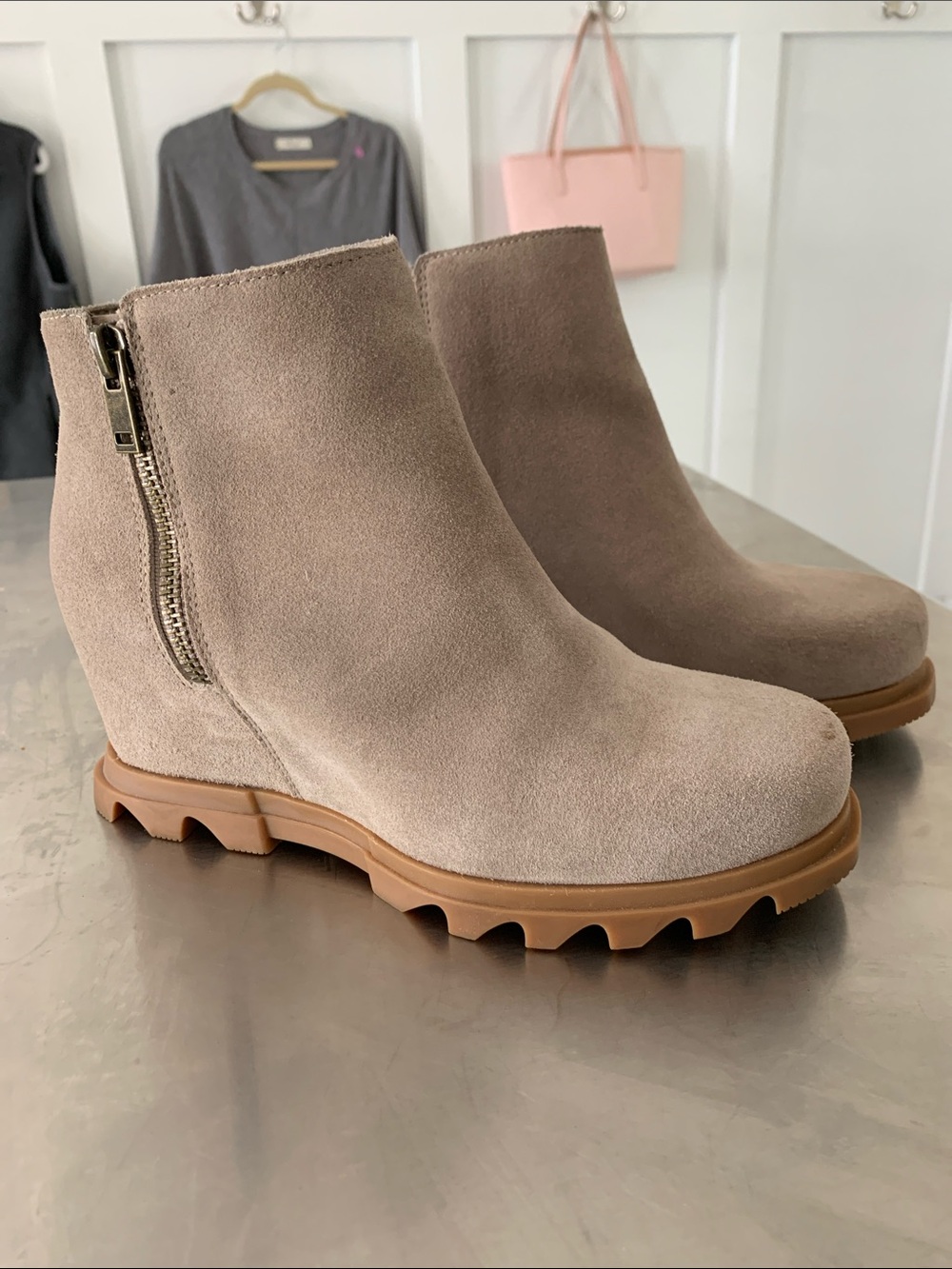Sorel Joan of Arctic Wedge Bootie Tan Leather Size 7.5 - VGUC